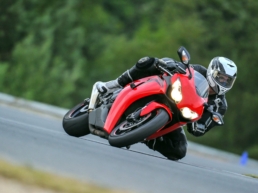 Trackdays Racingbana MC Motorcykel Fallfors Drivecenter Arena Racing Racingbil Motorsport Racingbana Tavling 1