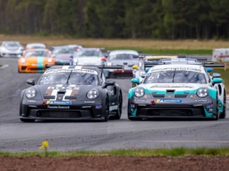 Drivecenter Arena Porsche PCCS Close racing